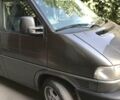 Серый Фольксваген Каравелла, объемом двигателя 2.5 л и пробегом 513 тыс. км за 7500 $, фото 2 на Automoto.ua