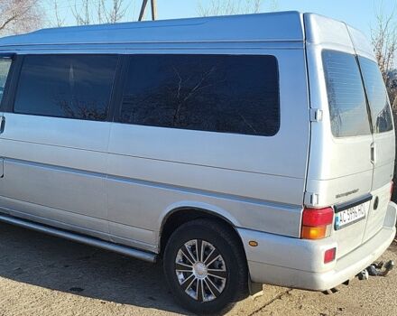 Серый Фольксваген Каравелла, объемом двигателя 2.5 л и пробегом 970 тыс. км за 4800 $, фото 1 на Automoto.ua