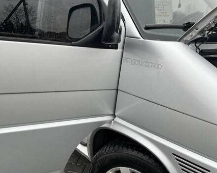 Серый Фольксваген Каравелла, объемом двигателя 2.5 л и пробегом 399 тыс. км за 13499 $, фото 3 на Automoto.ua