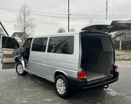 Серый Фольксваген Каравелла, объемом двигателя 2.5 л и пробегом 399 тыс. км за 13499 $, фото 1 на Automoto.ua