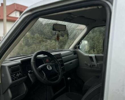 Серый Фольксваген Каравелла, объемом двигателя 2.5 л и пробегом 510 тыс. км за 9499 $, фото 28 на Automoto.ua