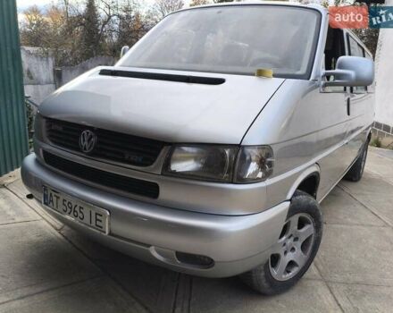 Серый Фольксваген Каравелла, объемом двигателя 2.5 л и пробегом 510 тыс. км за 9499 $, фото 1 на Automoto.ua