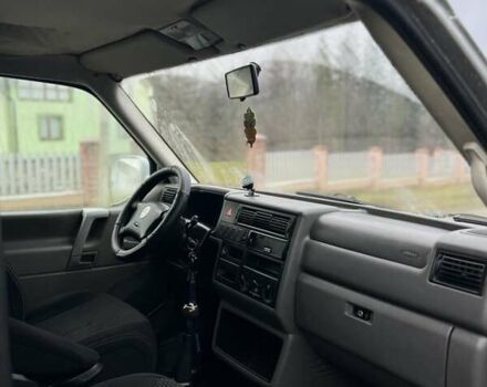 Серый Фольксваген Каравелла, объемом двигателя 2.5 л и пробегом 510 тыс. км за 9499 $, фото 35 на Automoto.ua