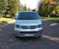 Серый Фольксваген Каравелла, объемом двигателя 2.5 л и пробегом 275 тыс. км за 10700 $, фото 1 на Automoto.ua