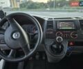 Серый Фольксваген Каравелла, объемом двигателя 2.5 л и пробегом 319 тыс. км за 15600 $, фото 3 на Automoto.ua