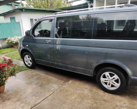 Серый Фольксваген Каравелла, объемом двигателя 2.5 л и пробегом 305 тыс. км за 11000 $, фото 6 на Automoto.ua