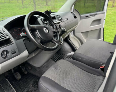 Сірий Фольксваген Каравелла, об'ємом двигуна 2.5 л та пробігом 414 тис. км за 13000 $, фото 35 на Automoto.ua