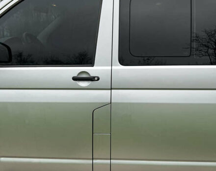 Сірий Фольксваген Каравелла, об'ємом двигуна 2.5 л та пробігом 414 тис. км за 13000 $, фото 5 на Automoto.ua