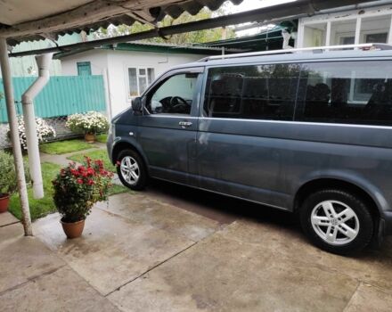 Серый Фольксваген Каравелла, объемом двигателя 2.5 л и пробегом 305 тыс. км за 11000 $, фото 5 на Automoto.ua