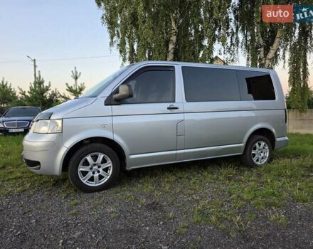 Сірий Фольксваген Каравелла, об'ємом двигуна 2.46 л та пробігом 385 тис. км за 9200 $, фото 22 на Automoto.ua