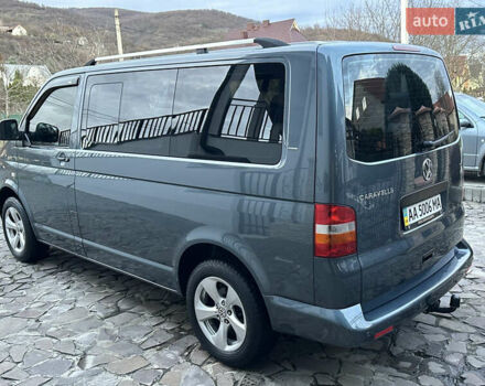Серый Фольксваген Каравелла, объемом двигателя 2.46 л и пробегом 308 тыс. км за 12300 $, фото 46 на Automoto.ua