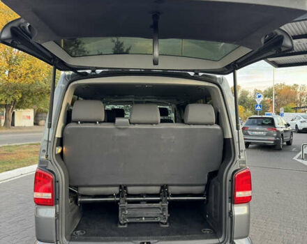 Фольксваген Каравелла 2010 у Дніпро (Дніпропетровську) на Automoto.ua Сірий Фольксваген Каравелла, об'ємом двигуна 1.97 л та пробігом 209 тис. км за 14999 $, фото 16 на Automoto.ua