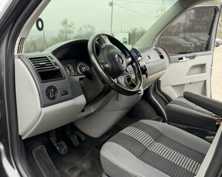 Серый Фольксваген Каравелла, объемом двигателя 1.97 л и пробегом 319 тыс. км за 16500 $, фото 13 на Automoto.ua