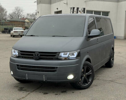 Серый Фольксваген Каравелла, объемом двигателя 1.97 л и пробегом 319 тыс. км за 16500 $, фото 1 на Automoto.ua