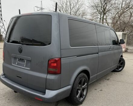 Серый Фольксваген Каравелла, объемом двигателя 2 л и пробегом 319 тыс. км за 16500 $, фото 4 на Automoto.ua