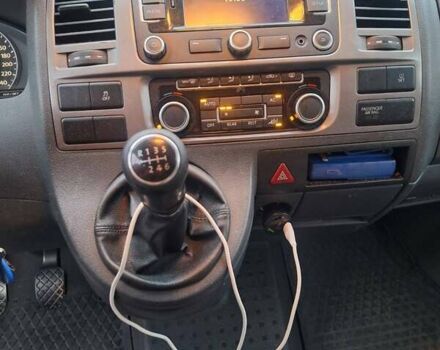 Сірий Фольксваген Каравелла, об'ємом двигуна 2 л та пробігом 380 тис. км за 16900 $, фото 17 на Automoto.ua