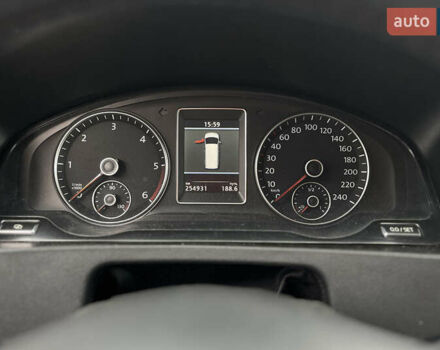 Серый Фольксваген Каравелла, объемом двигателя 1.97 л и пробегом 254 тыс. км за 25000 $, фото 16 на Automoto.ua