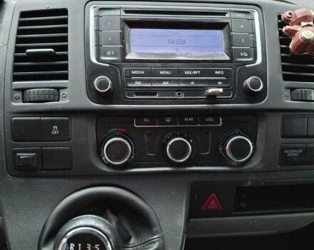 Серый Фольксваген Каравелла, объемом двигателя 1.97 л и пробегом 302 тыс. км за 16000 $, фото 23 на Automoto.ua