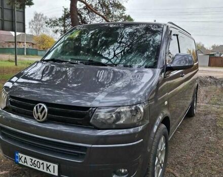 Серый Фольксваген Каравелла, объемом двигателя 1.97 л и пробегом 302 тыс. км за 16000 $, фото 1 на Automoto.ua