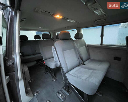 Сірий Фольксваген Каравелла, об'ємом двигуна 1.98 л та пробігом 495 тис. км за 18000 $, фото 8 на Automoto.ua