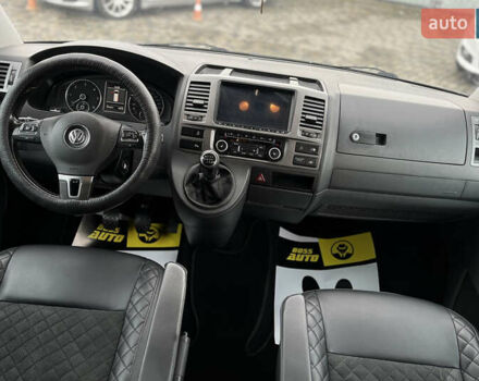 Серый Фольксваген Каравелла, объемом двигателя 1.97 л и пробегом 254 тыс. км за 25000 $, фото 22 на Automoto.ua