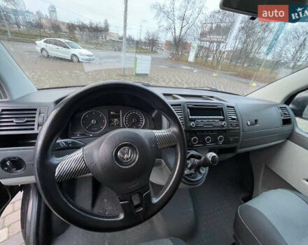 Сірий Фольксваген Каравелла, об'ємом двигуна 1.98 л та пробігом 495 тис. км за 18000 $, фото 13 на Automoto.ua