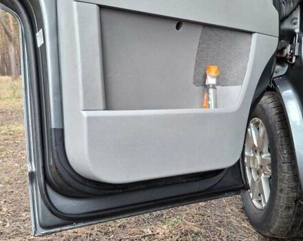 Серый Фольксваген Каравелла, объемом двигателя 1.97 л и пробегом 302 тыс. км за 16000 $, фото 30 на Automoto.ua