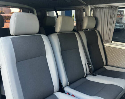 Фольксваген Каравелла 2014 в Николаеве на Automoto.ua Серый Фольксваген Каравелла, объемом двигателя 1.98 л и пробегом 380 тыс. км за 19500 $, фото 3 на Automoto.ua