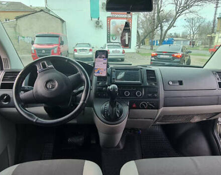 Фольксваген Каравелла 2014 в Николаеве на Automoto.ua Серый Фольксваген Каравелла, объемом двигателя 1.98 л и пробегом 380 тыс. км за 19500 $, фото 4 на Automoto.ua