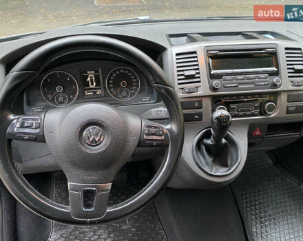 Фольксваген Каравелла 2014 в Киеве на Automoto.ua Серый Фольксваген Каравелла, объемом двигателя 1.98 л и пробегом 221 тыс. км за 20500 $, фото 24 на Automoto.ua