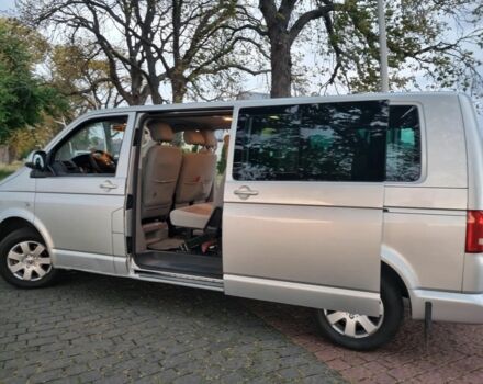 Серый Фольксваген Каравелла, объемом двигателя 2 л и пробегом 240 тыс. км за 9700 $, фото 4 на Automoto.ua