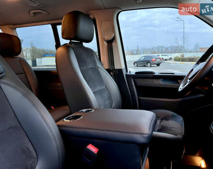 Сірий Фольксваген Каравелла, об'ємом двигуна 1.97 л та пробігом 228 тис. км за 31000 $, фото 20 на Automoto.ua