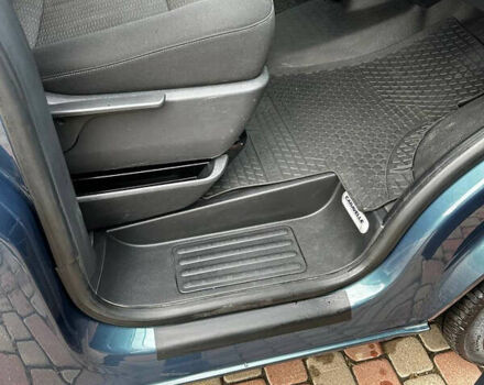 Серый Фольксваген Каравелла, объемом двигателя 1.97 л и пробегом 181 тыс. км за 33500 $, фото 11 на Automoto.ua