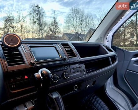 Сірий Фольксваген Каравелла, об'ємом двигуна 1.97 л та пробігом 228 тис. км за 31000 $, фото 14 на Automoto.ua