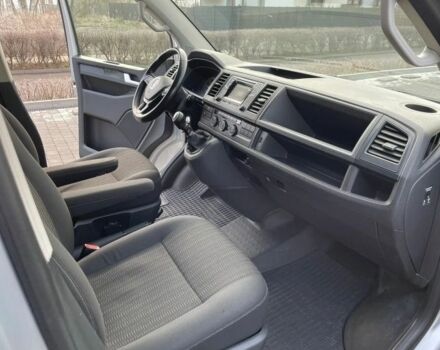 Серый Фольксваген Каравелла, объемом двигателя 2 л и пробегом 165 тыс. км за 13200 $, фото 11 на Automoto.ua