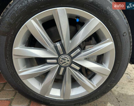 Серый Фольксваген Каравелла, объемом двигателя 1.97 л и пробегом 181 тыс. км за 33500 $, фото 9 на Automoto.ua