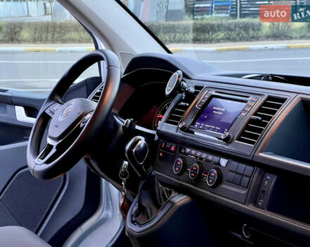 Сірий Фольксваген Каравелла, об'ємом двигуна 1.97 л та пробігом 228 тис. км за 31000 $, фото 3 на Automoto.ua