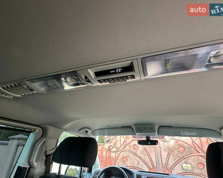 Серый Фольксваген Каравелла, объемом двигателя 1.97 л и пробегом 181 тыс. км за 33500 $, фото 19 на Automoto.ua