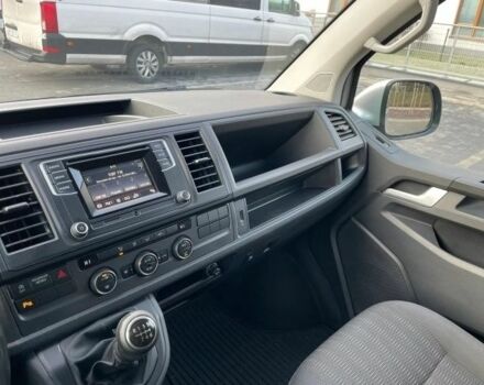 Серый Фольксваген Каравелла, объемом двигателя 2 л и пробегом 165 тыс. км за 13200 $, фото 13 на Automoto.ua