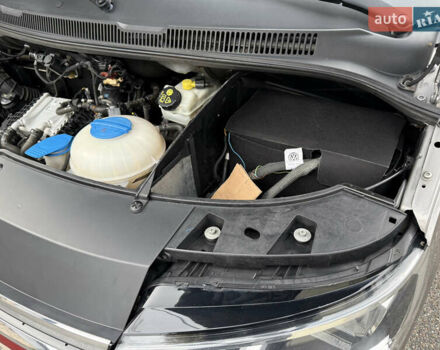 Серый Фольксваген Каравелла, объемом двигателя 1.97 л и пробегом 200 тыс. км за 28500 $, фото 21 на Automoto.ua