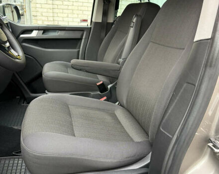 Серый Фольксваген Каравелла, объемом двигателя 1.97 л и пробегом 200 тыс. км за 28500 $, фото 7 на Automoto.ua