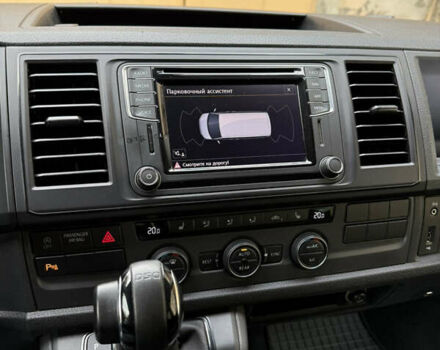 Серый Фольксваген Каравелла, объемом двигателя 1.97 л и пробегом 200 тыс. км за 28500 $, фото 22 на Automoto.ua