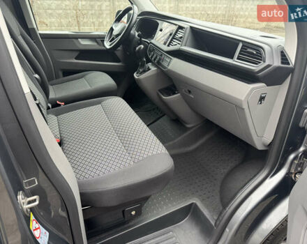 Серый Фольксваген Каравелла, объемом двигателя 1.97 л и пробегом 284 тыс. км за 37500 $, фото 13 на Automoto.ua