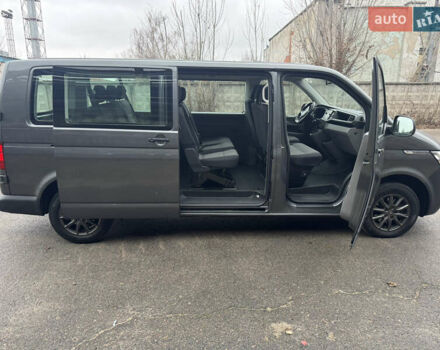 Серый Фольксваген Каравелла, объемом двигателя 1.97 л и пробегом 284 тыс. км за 37500 $, фото 18 на Automoto.ua