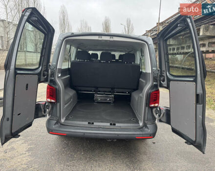 Серый Фольксваген Каравелла, объемом двигателя 1.97 л и пробегом 284 тыс. км за 37500 $, фото 19 на Automoto.ua