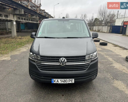 Серый Фольксваген Каравелла, объемом двигателя 1.97 л и пробегом 284 тыс. км за 37500 $, фото 8 на Automoto.ua
