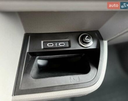 Фольксваген Каравелла 2020 в Киеве на Automoto.ua Серый Фольксваген Каравелла, объемом двигателя 1.97 л и пробегом 283 тыс. км за 37000 $, фото 12 на Automoto.ua