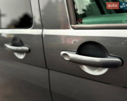 Серый Фольксваген Каравелла, объемом двигателя 2 л и пробегом 300 тыс. км за 40068 $, фото 60 на Automoto.ua