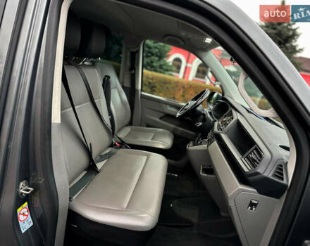 Серый Фольксваген Каравелла, объемом двигателя 2 л и пробегом 300 тыс. км за 40068 $, фото 71 на Automoto.ua