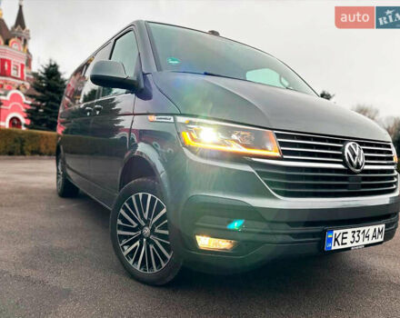 Серый Фольксваген Каравелла, объемом двигателя 2 л и пробегом 300 тыс. км за 40068 $, фото 47 на Automoto.ua
